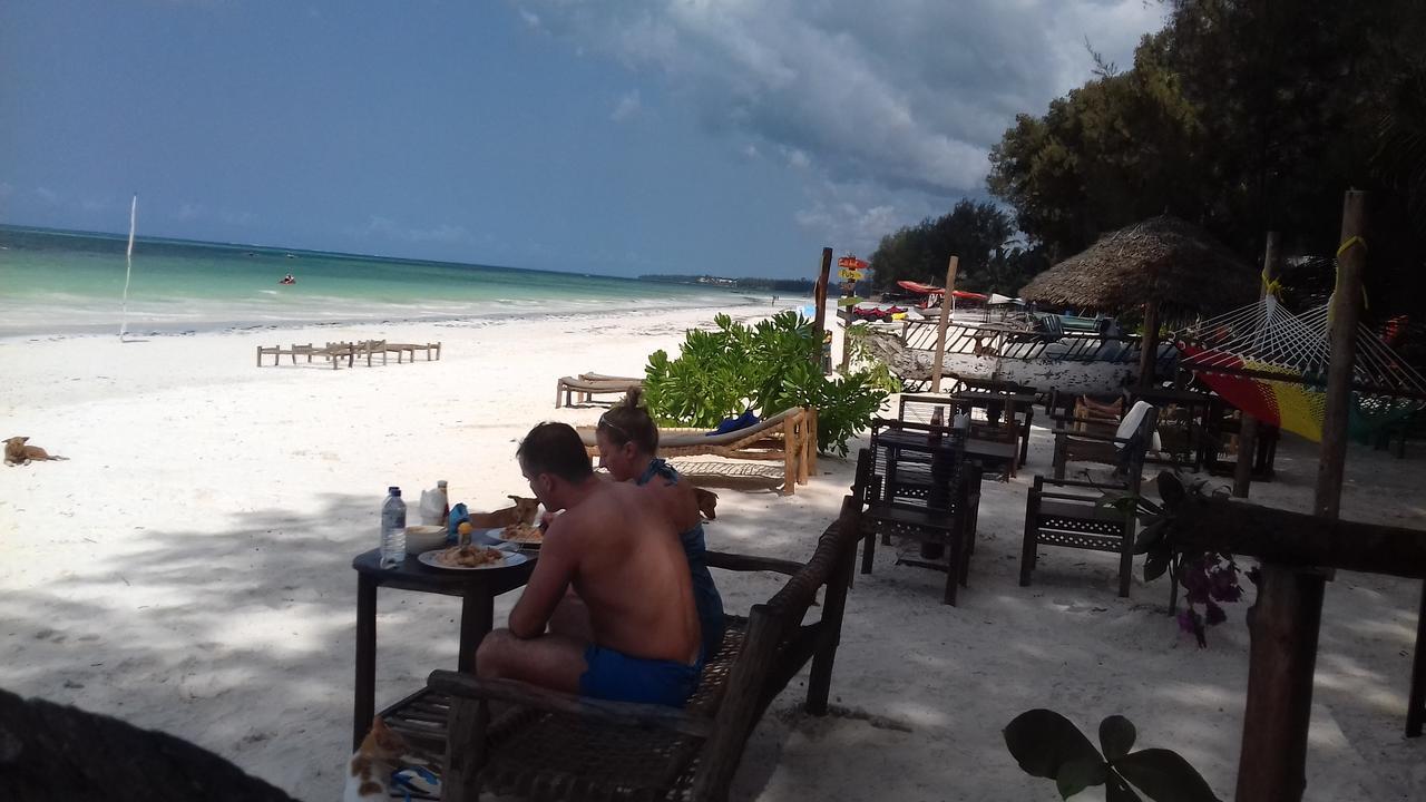 Sipano Beach Lodge Kiwengwa  Buitenkant foto